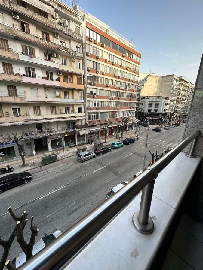 Marios Isimeriahomz Thessaloníki Luaran gambar